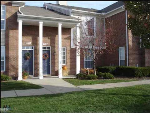 45796 Warwick, Macomb, MI 48044 photo 1