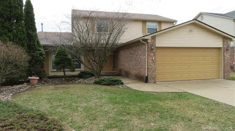 17808 Riverhill, Macomb, MI 48044 photo 1