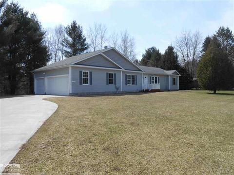 7146 E Applegate, Applegate, MI 48401 photo 1
