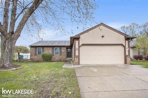 46952 Crestview Dr, Macomb, MI 48044 photo 1