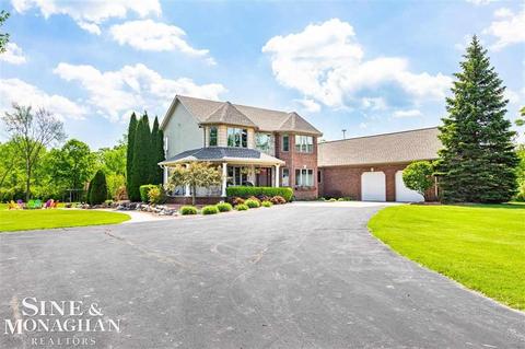 659 Mayer, St. Clair, MI 48079 photo 1