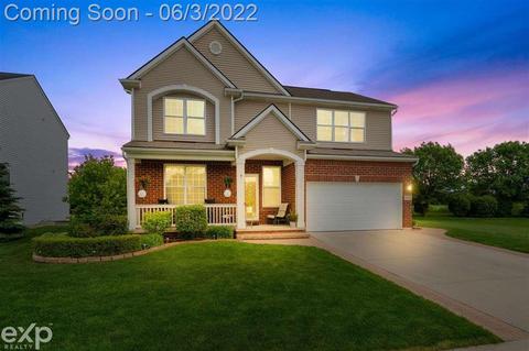 47388 Gloede, Macomb, MI 48044 photo 1