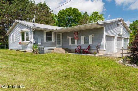 6906 Palmer Rd, Belding, MI 48809 photo 1