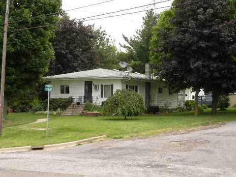 1249 S Cedar, Owosso, MI 48867 photo 1