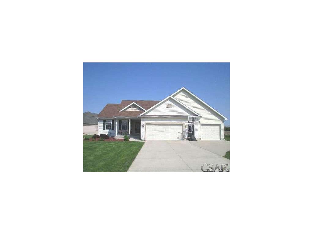 1911 Eagle Ct, Owosso, MI 48867 photo 1
