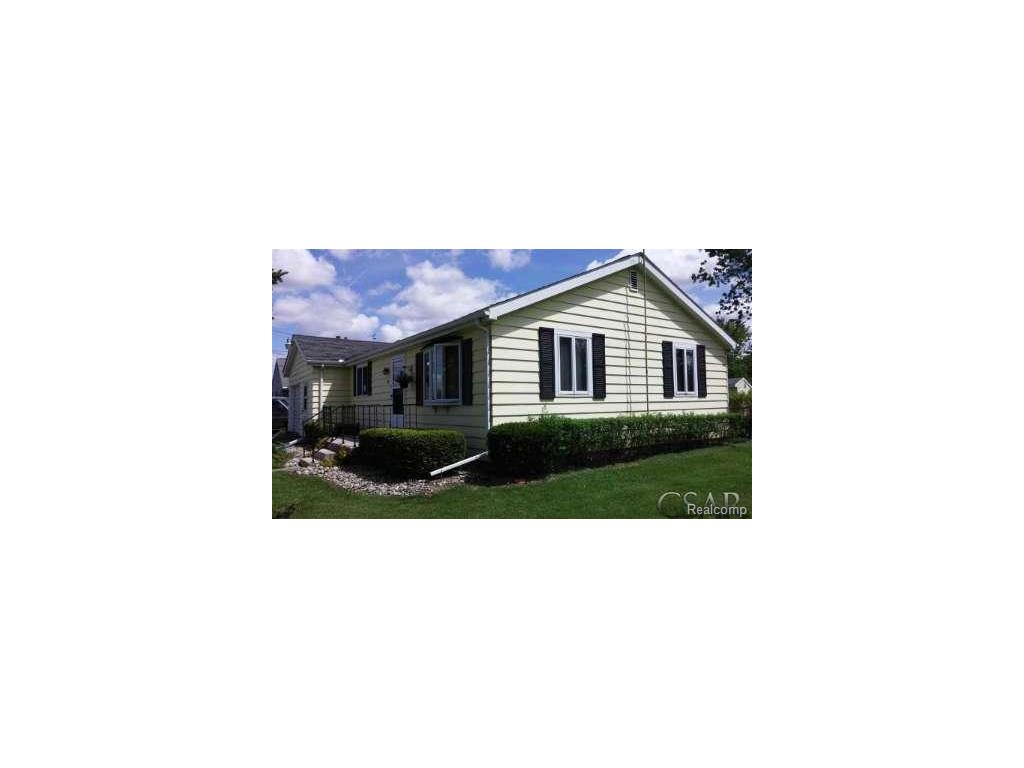 330 E Clinton, Ovid, MI 48866 photo 1