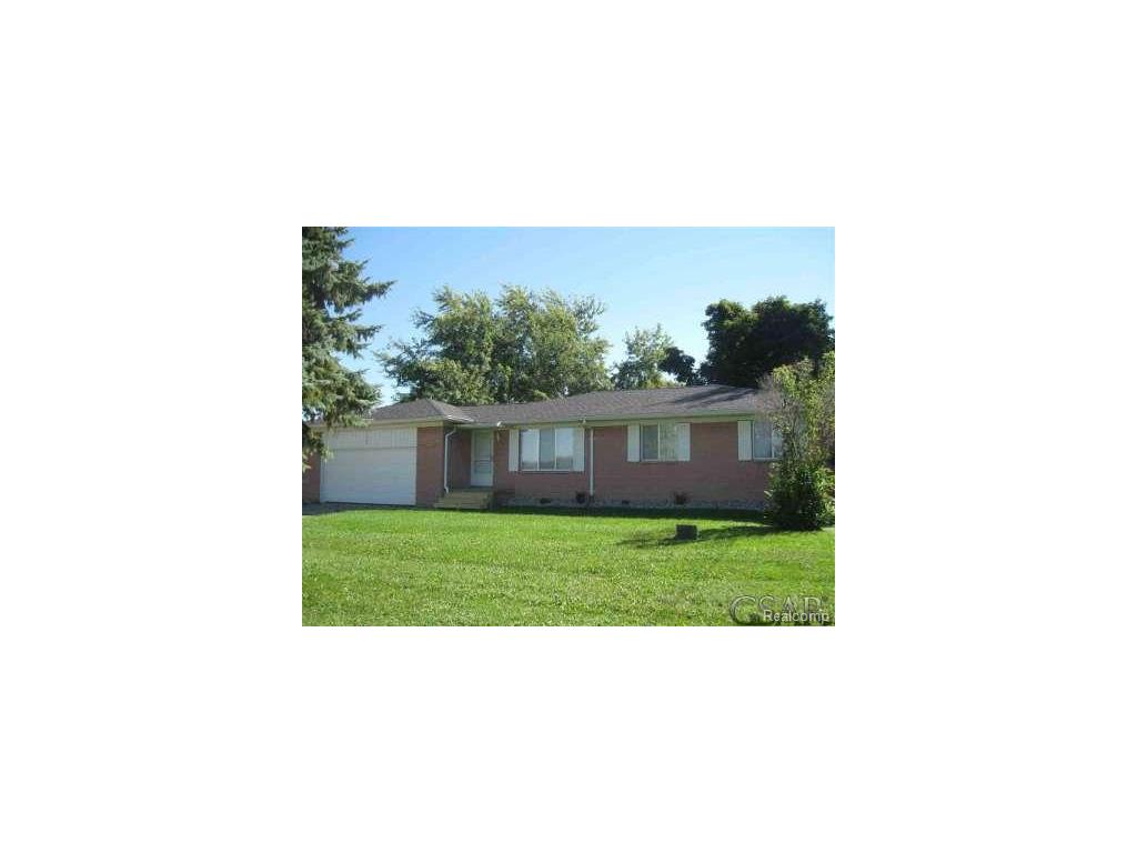 7300 E Bristol, Davison, MI 48423 photo 1