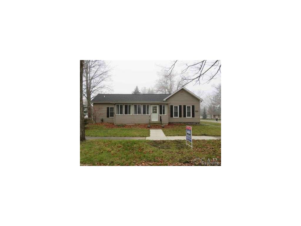 302 E Second St, Perry, MI 48872 photo 1