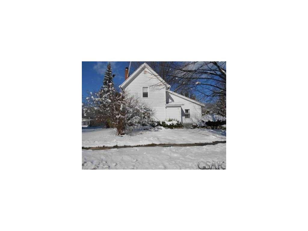 635 E King, Owosso, MI 48867 photo 1