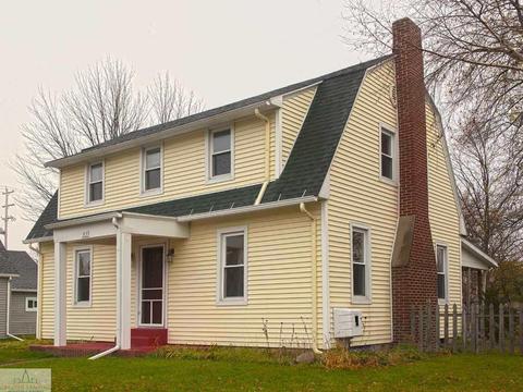 313 S Main St, Perry, MI 48872 photo 1