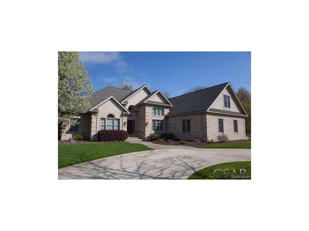 169 E Hvn, Owosso, MI 48867 photo 1