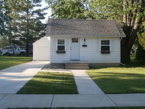 307 E Mack St, Corunna, MI 48817 photo 1