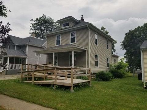 618 E Comstock, Owosso, MI 48867 photo 1