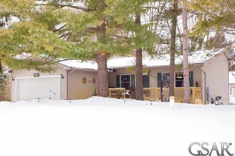 7738 Maple Ln, Owosso, MI 48867 photo 1