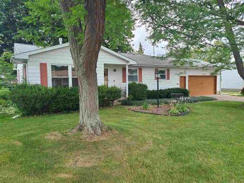 1004 Krust Dr, Owosso, MI 48867 photo 1
