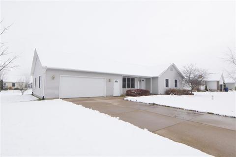 1865 Arrowhead, Owosso, MI 48867 photo 1