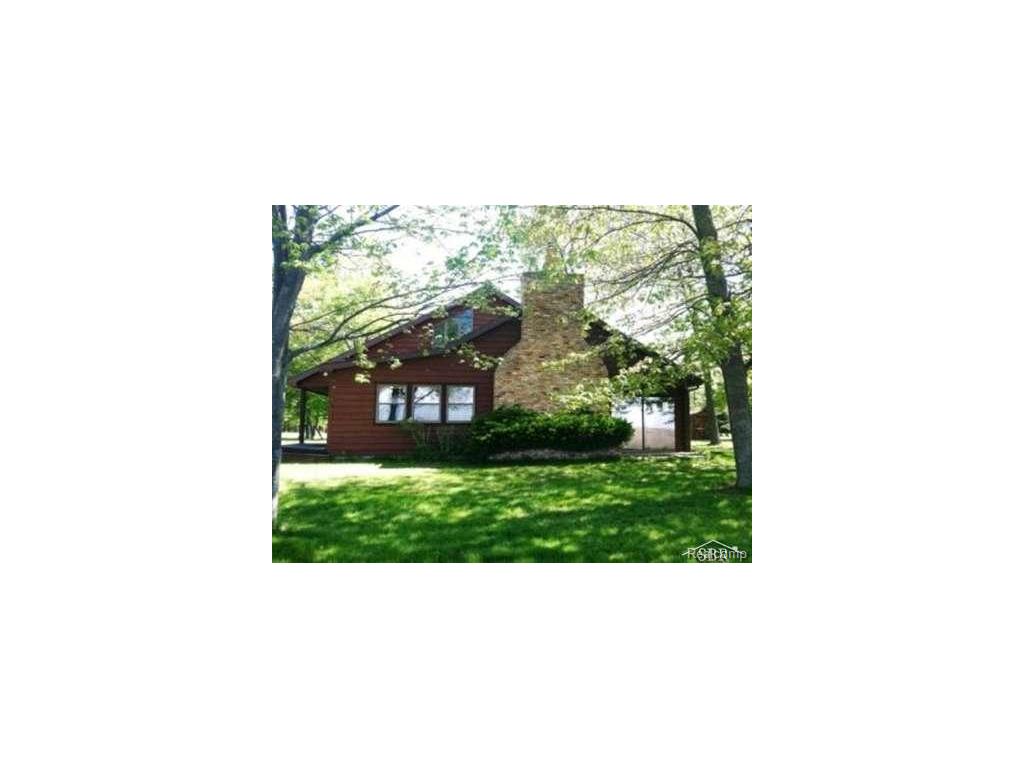 2764 E Booth Rd, Au Gres, MI 48703 photo 1