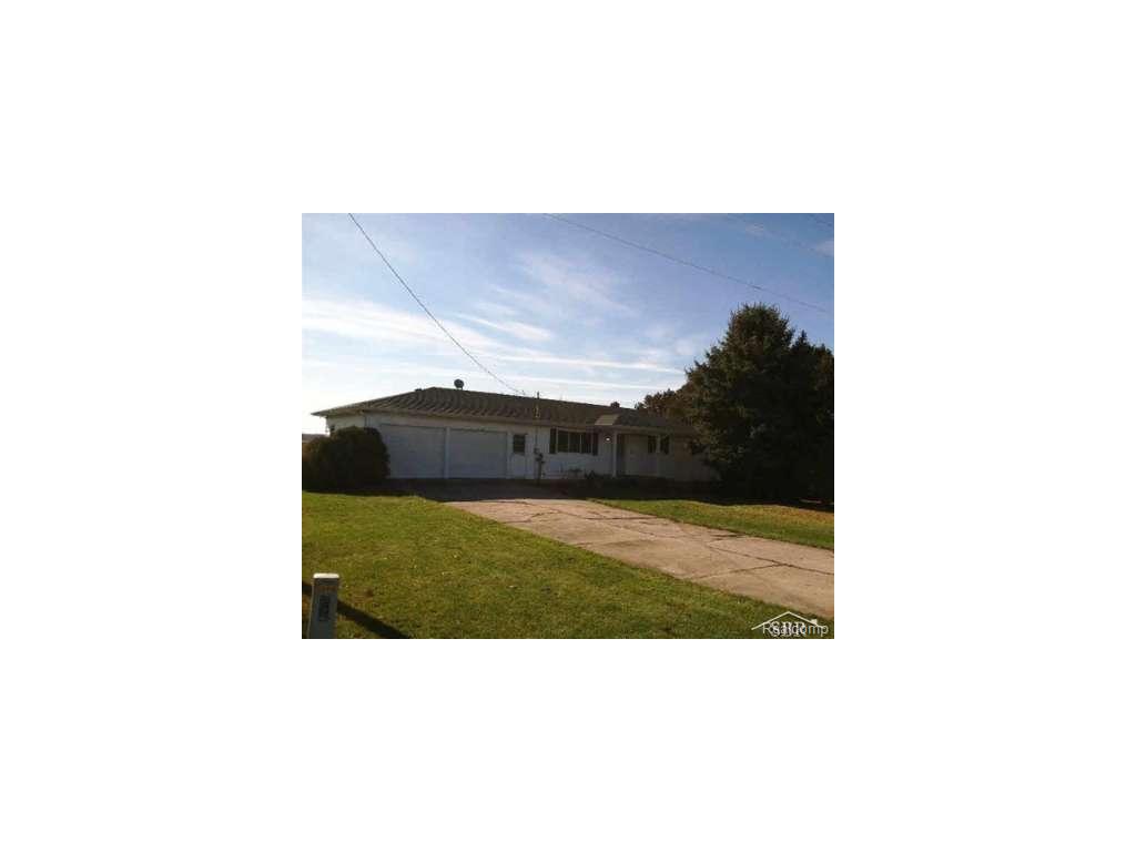 1774 E Laporte, Merrill, MI 48637 photo 1