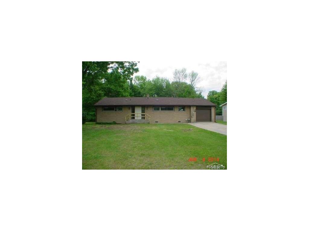 1318 E Wackerly, Midland, MI 48642 photo 1