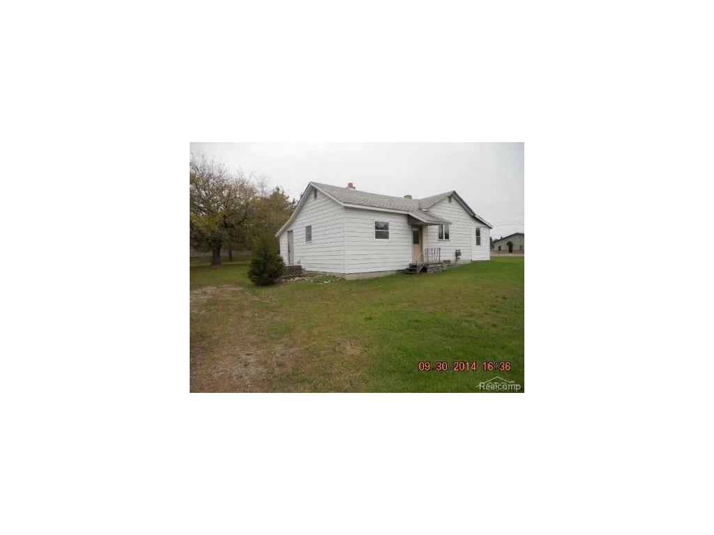 530 E State, Sterling, MI 48659 photo 1