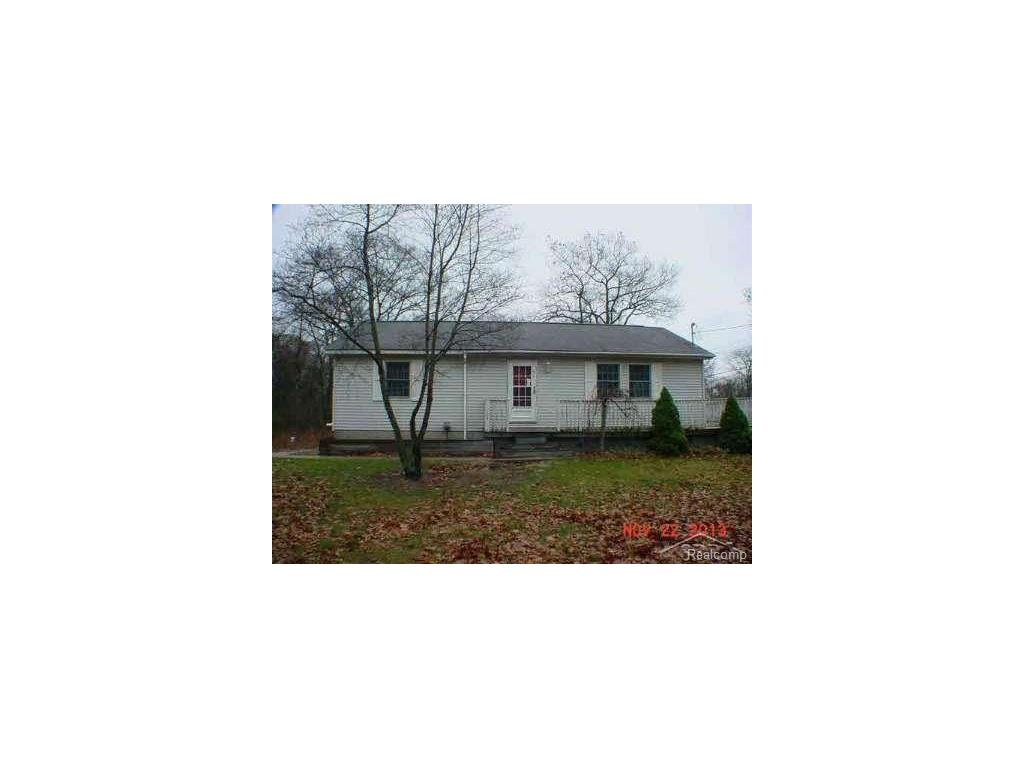 97 W Pine St, Au Gres, MI 48703 photo 1