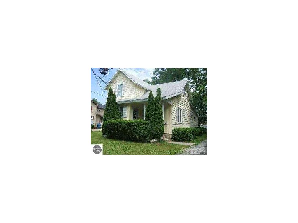 124 N Elm, Ithaca, MI 48847 photo 1