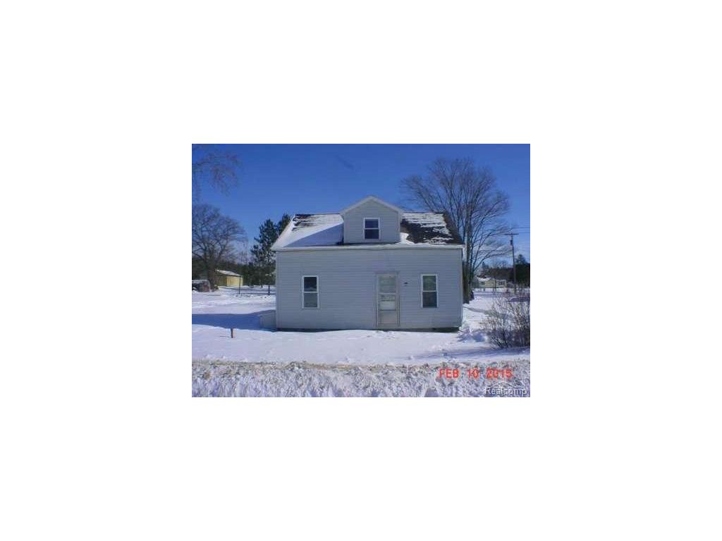 3354 Cedar St, Lupton, MI 48635 photo 1