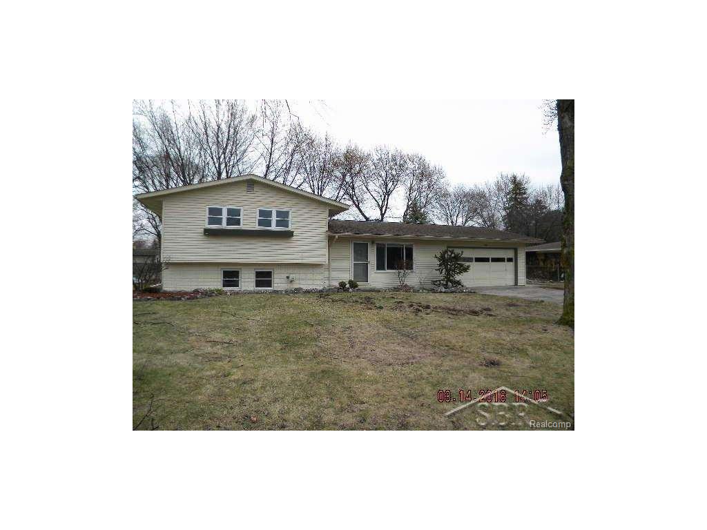 1206 Farmbrook, Saginaw, MI 48638 photo 1