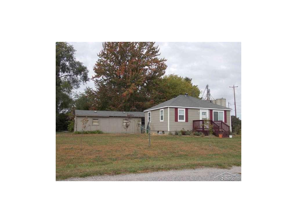205 King, Hemlock, MI 48626 photo 1