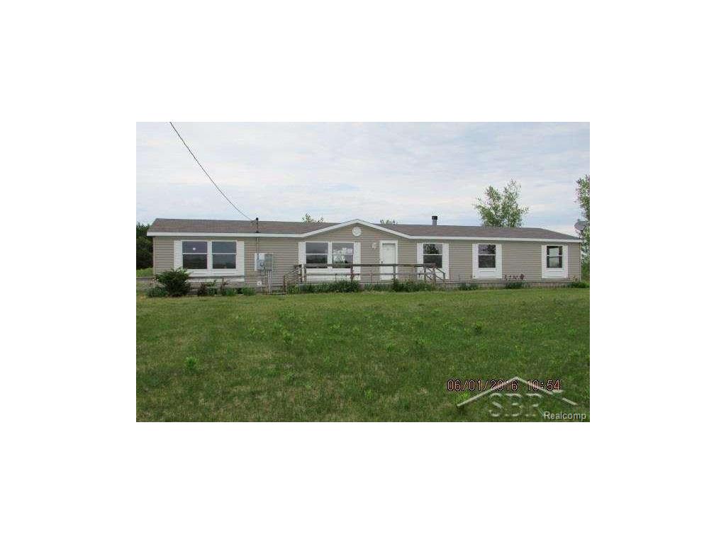 2285 Manor Rd, Au Gres, MI 48703 photo 1