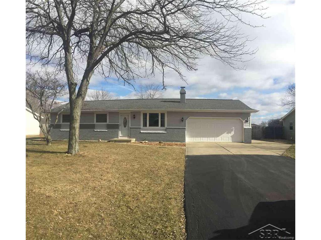 523 E Dawn, Freeland, MI 48623 photo 1