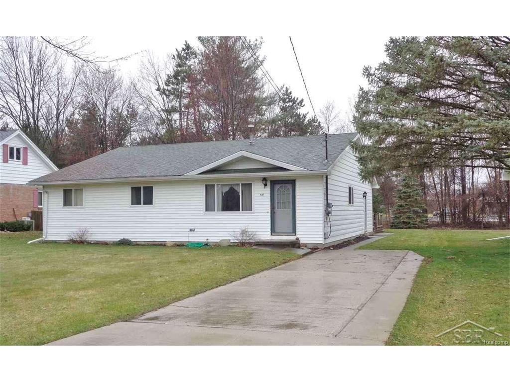 501 N Pine St, Hemlock, MI 48626 photo 1