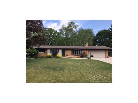 1240 Farmbrook, Saginaw, MI 48638 photo 1
