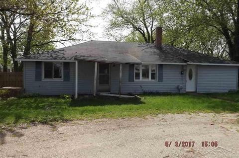 8724 E Monroe, Wheeler, MI 48662 photo 1