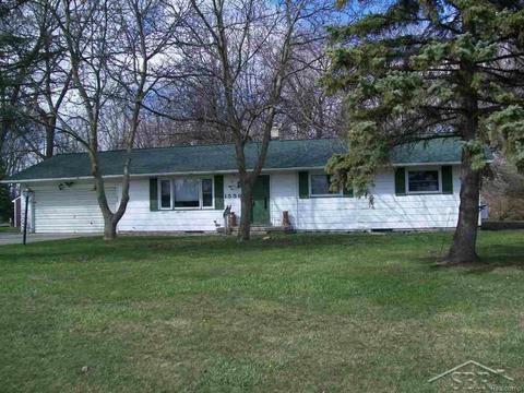 15596 Gratiot, Hemlock, MI 48626 photo 1