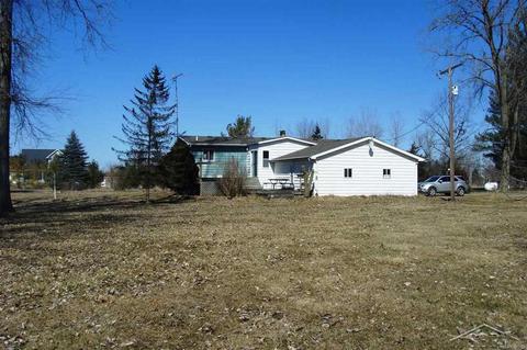 13177 W Gary Rd, Chesaning, MI 48616 photo 1