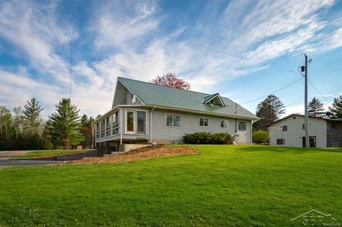 1201 E State St, Sterling, MI 48659 photo 1