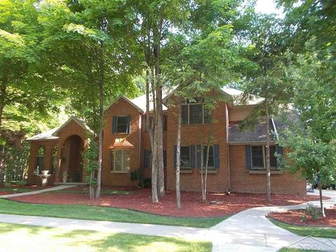 776 Maple Crst, Frankenmuth, MI 48734 photo 1