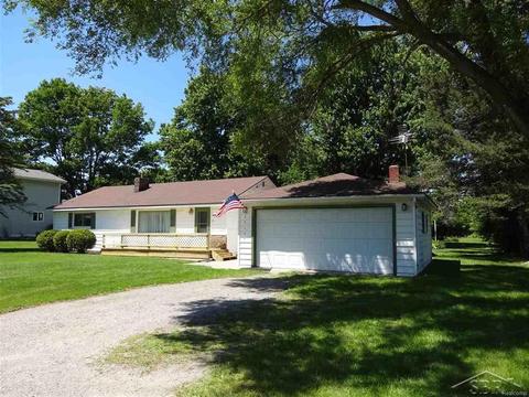 22174 Gratiot, Merrill, MI 48637 photo 1
