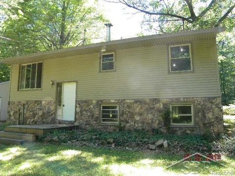 4858 E Shaffer, Midland, MI 48642 photo 1