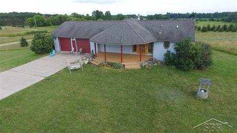 6085 Round Lake Rd, Gladwin, MI 48624 photo 1