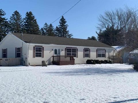 131 King, Hemlock, MI 48626 photo 1
