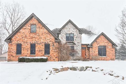 262 E Haven Dr, Owosso, MI 48867 photo 1