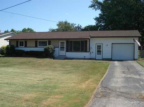 175 Maple Vw, Hemlock, MI 48626 photo 1