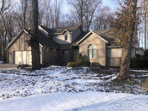 684 Maple Crst, Frankenmuth, MI 48734 photo 1