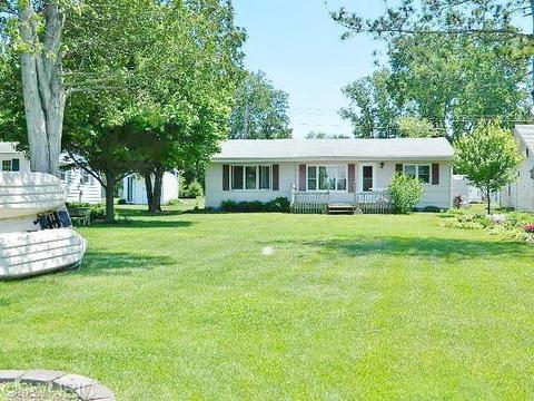 486 Pinecrest, Coldwater, MI 49036 photo 1