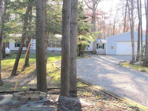 227 Barrows, Coldwater, MI 49036 photo 1