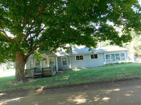 402 Fleming Rd, Tekonsha, MI 49092 photo 1