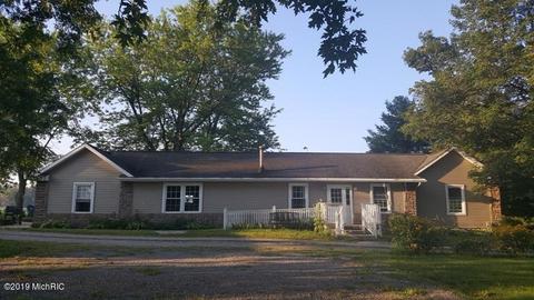 7551 Long Lake Rd, Reading, MI 49274 photo 1