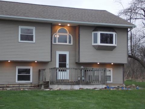674 Langwell Rd, Bronson, MI 49028 photo 1